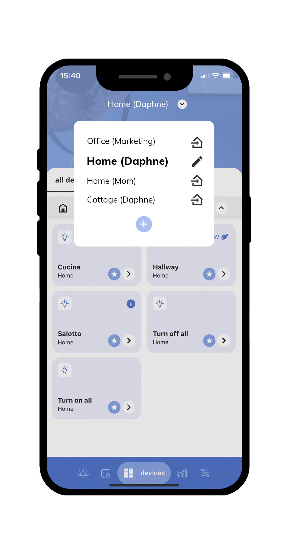 Oficjalna aplikacja iotty dostępna na iOS i Android, łatwa w użyciu do zarządzania urządzeniami automatyki domowej w różnych domach i biurach.